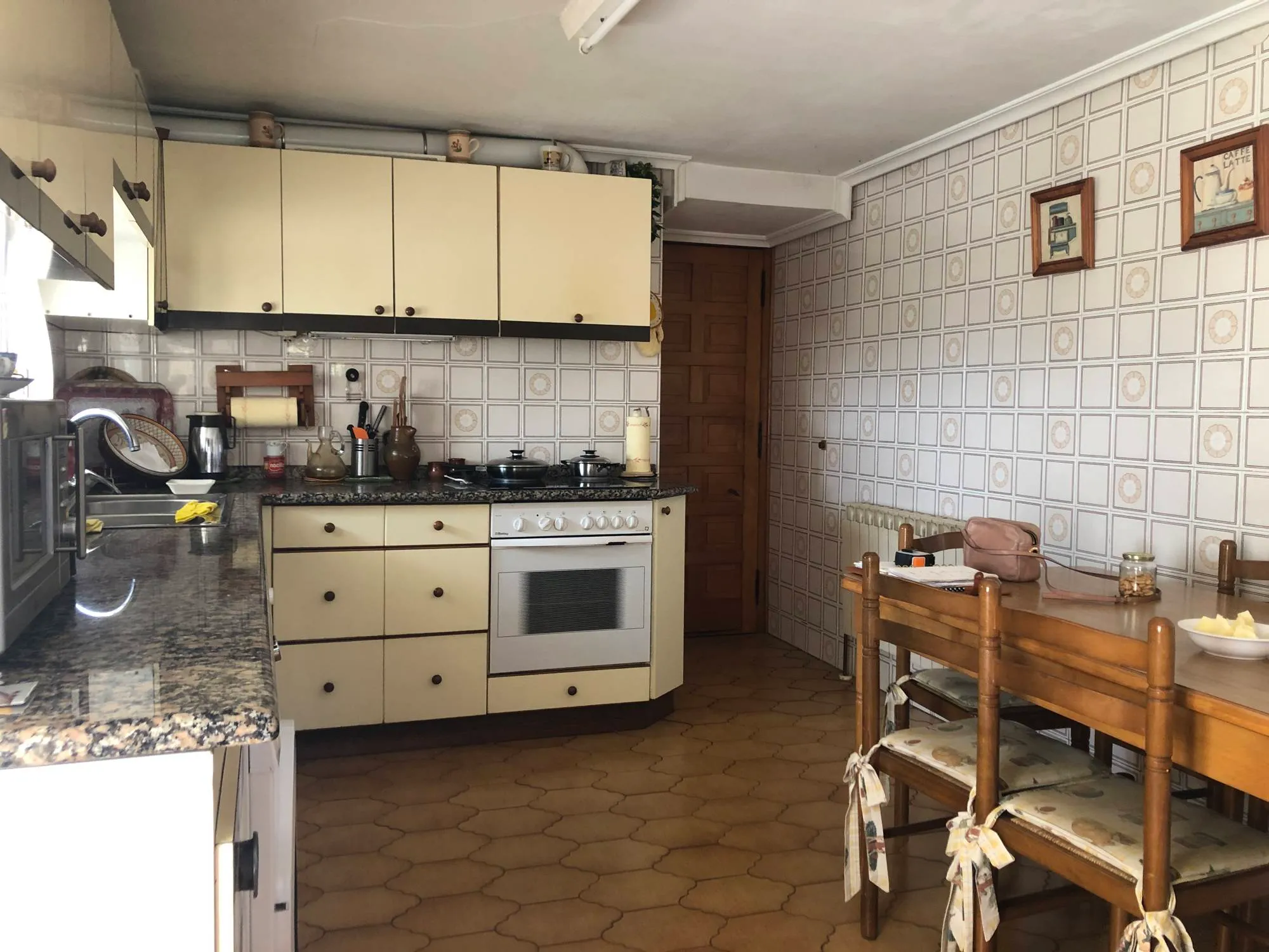 Cocina antigua en Majadahonda antes de la reforma