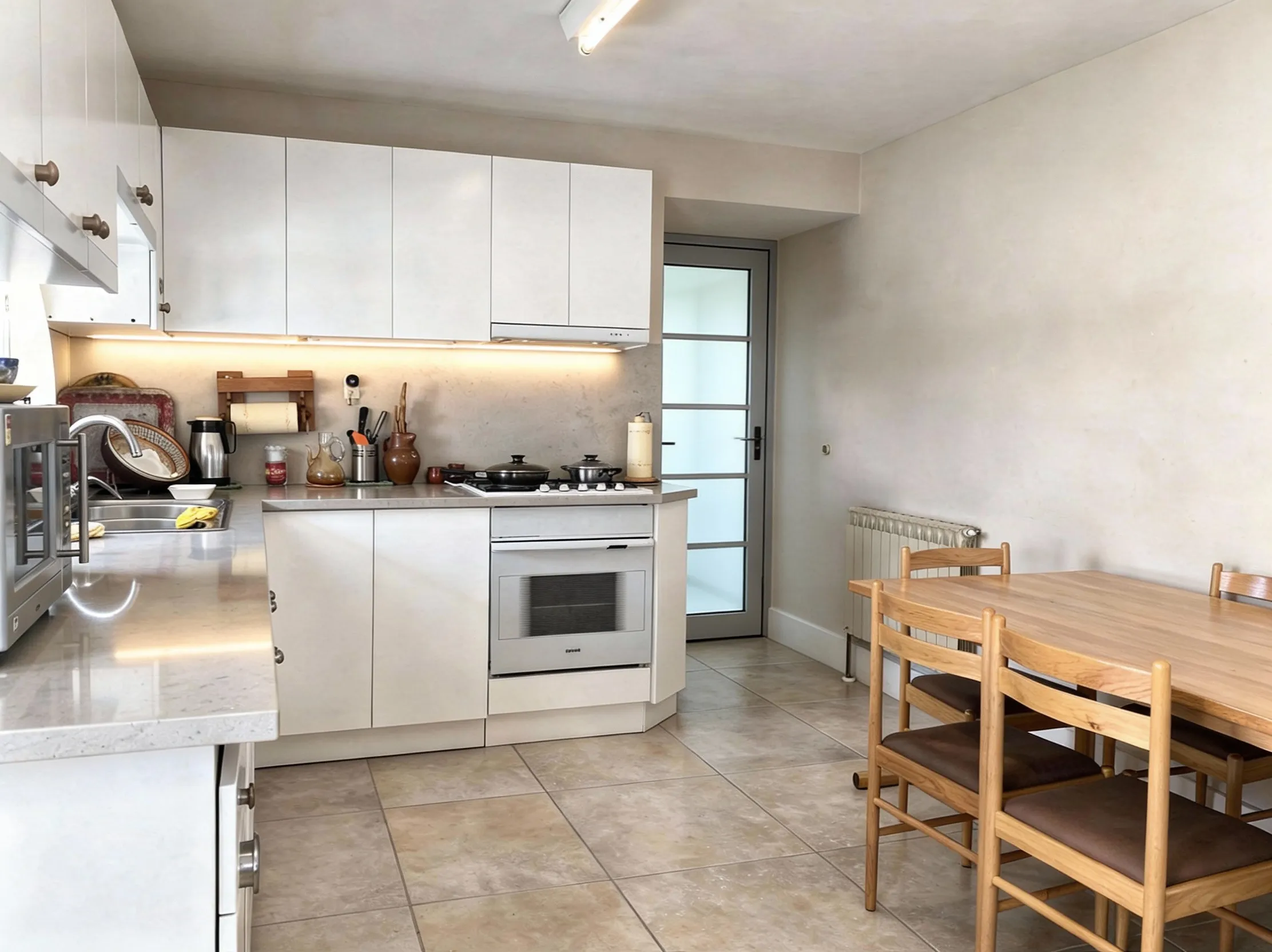 Cocina moderna en Majadahonda después de la reforma integral